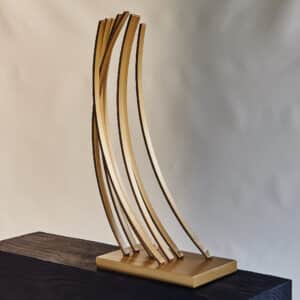 escultura-metalica-espiga-dorada